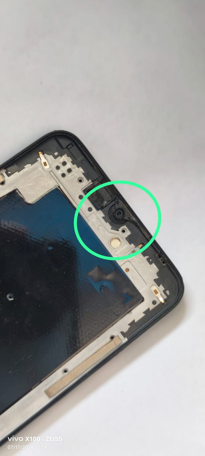 Front Camara Replacement